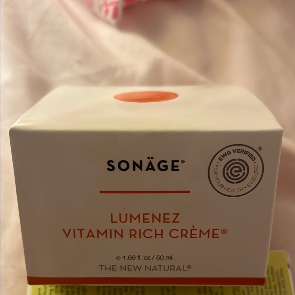Lumenex Vitamin Rich Crème -Sonage